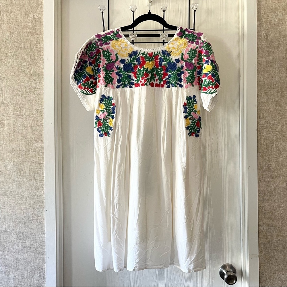 Buddy Love Floral Embroidered Carolina Oxacan Mini Dress - Picture 4 of 6